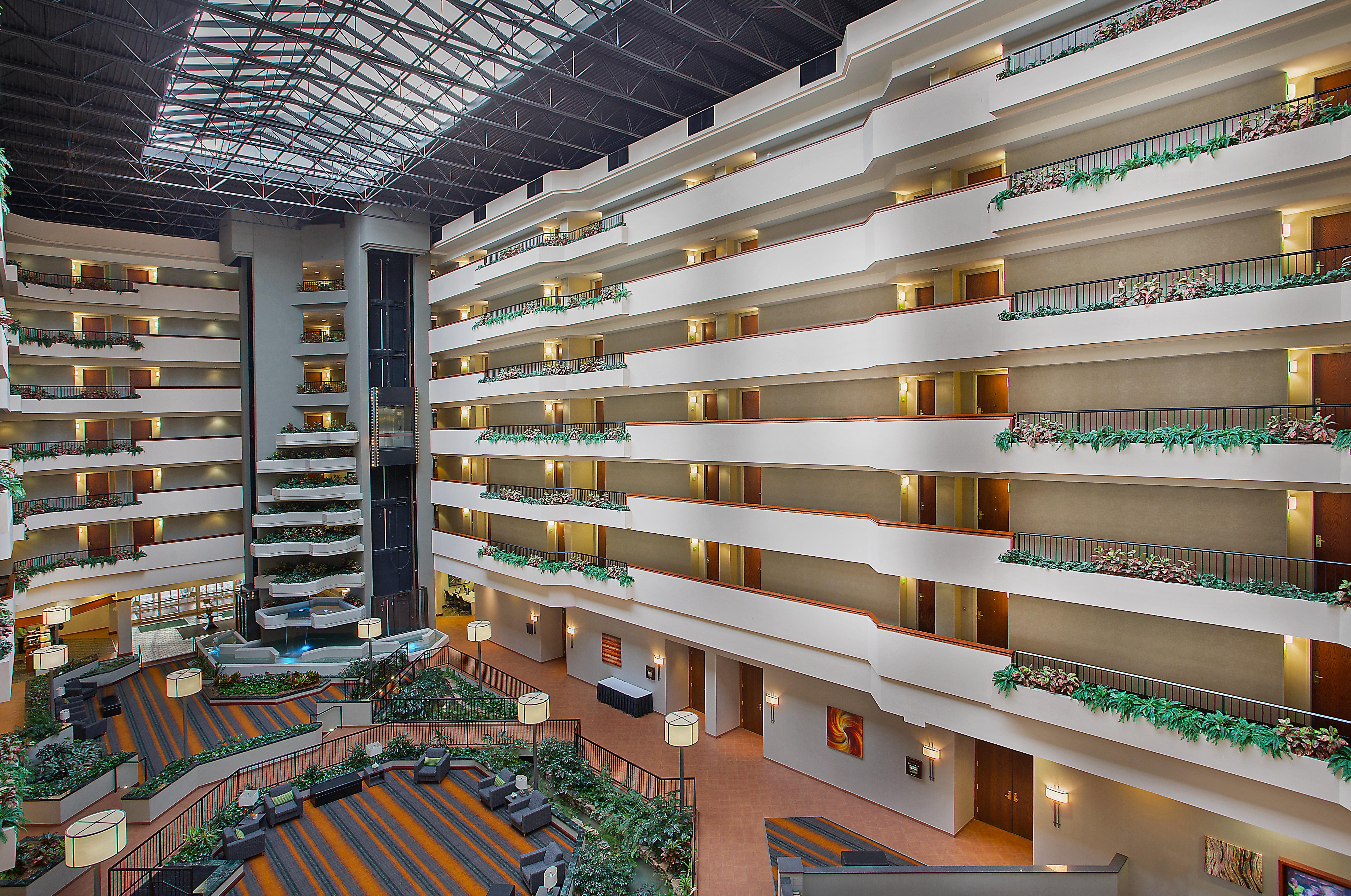 Holiday Inn University Plaza-Bowling Green, An Ihg Hotel Exterior photo